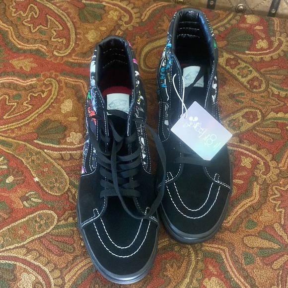 NWT Disney 100 Villains Sk8 hi Vans black collectible shoes brand new - Picture 11 of 12